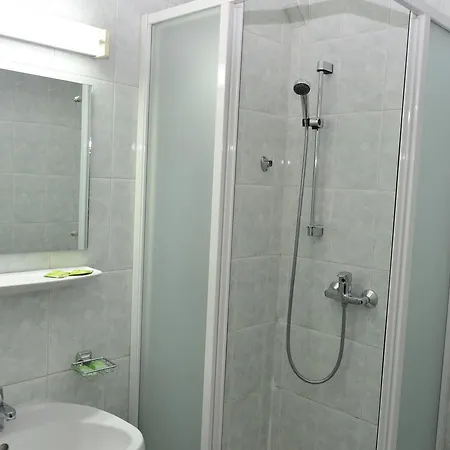 Din Darste Motel